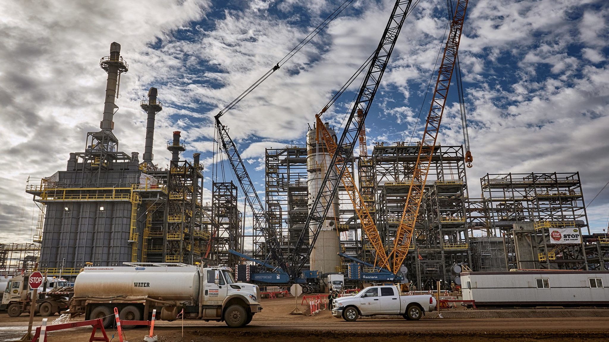Suncor Energy’s Fort Hills oil sands facility produces crude oil with greenhouse gas emissions that are on par with the average crude refined in the United States on a full life-cycle basis. Photo courtesy Suncor Energy