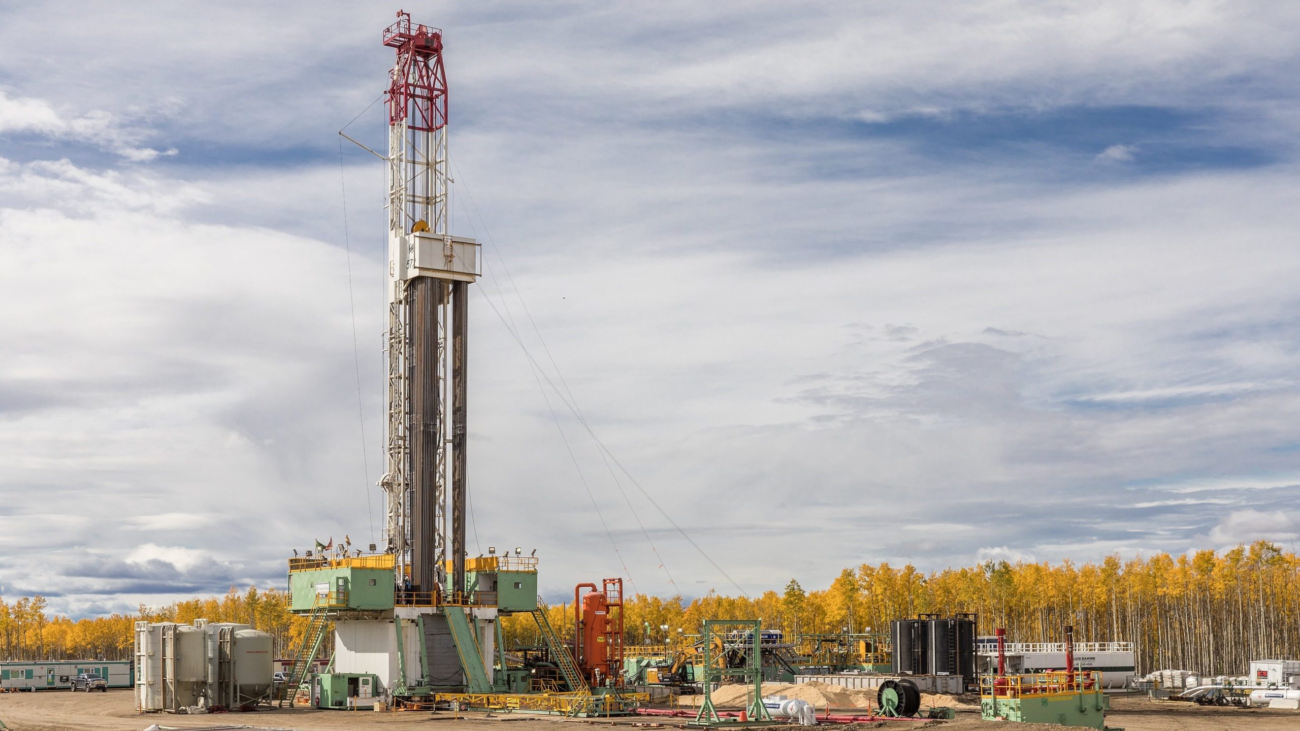 Drilling in the Groundbirch region of the Montney play in northeast BC. Photograph courtesy of Royal Dutch Shell