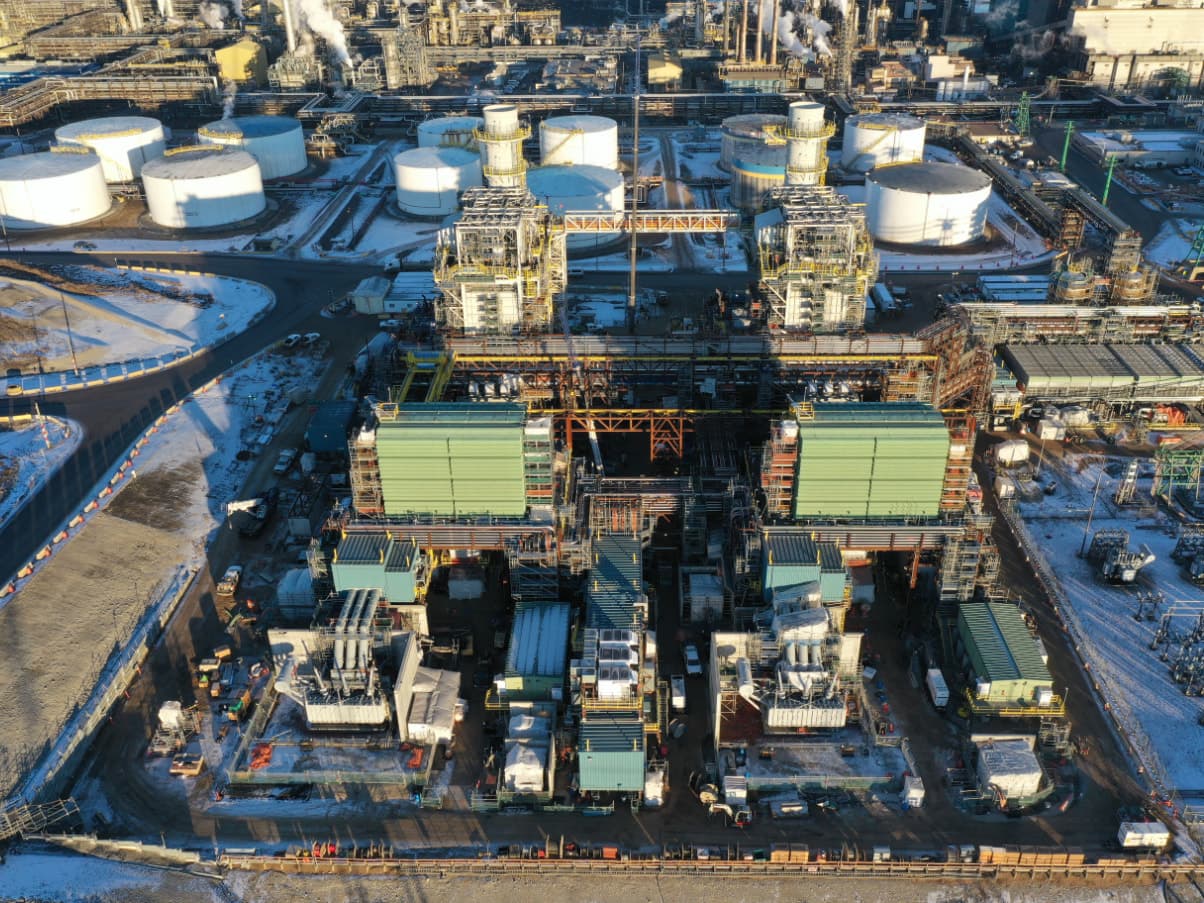 Aerial view of Suncor Base Plant’s natural gas-fired cogeneration units. Photo courtesy Suncor Energy