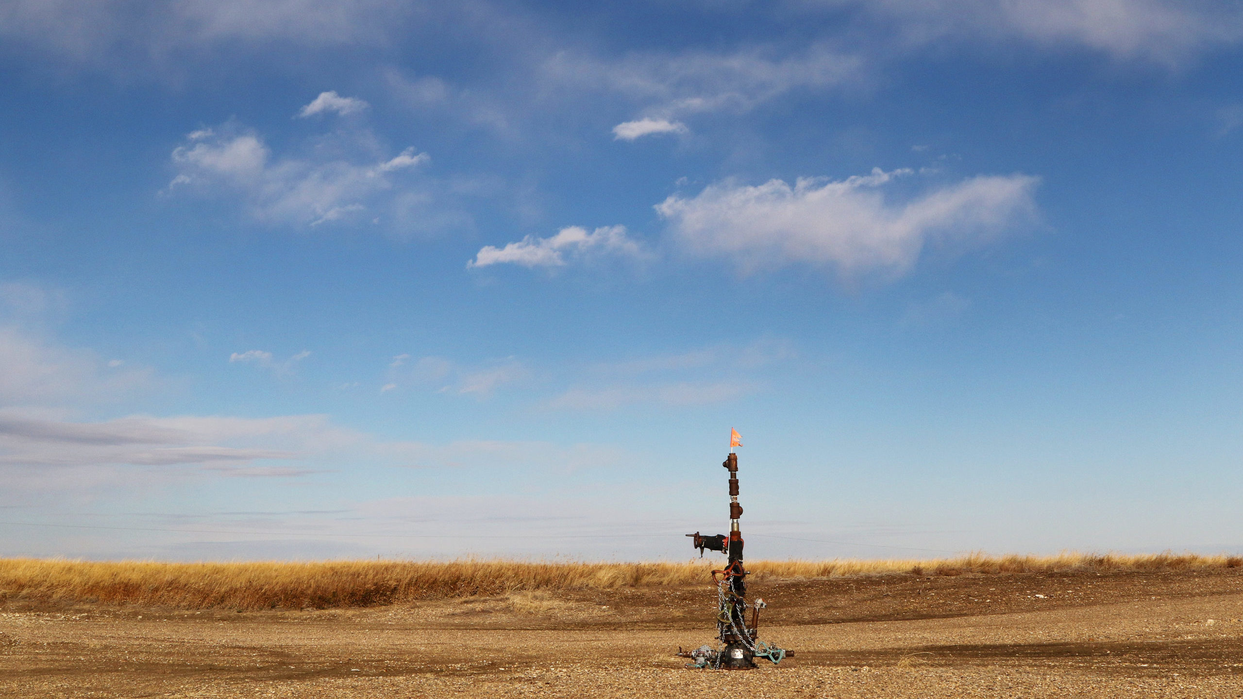 Oil and gas well in southern Alberta to be reclaimed by the Orphan Well Association. Photo by Dave Chidley for the Canadian Energy Centre